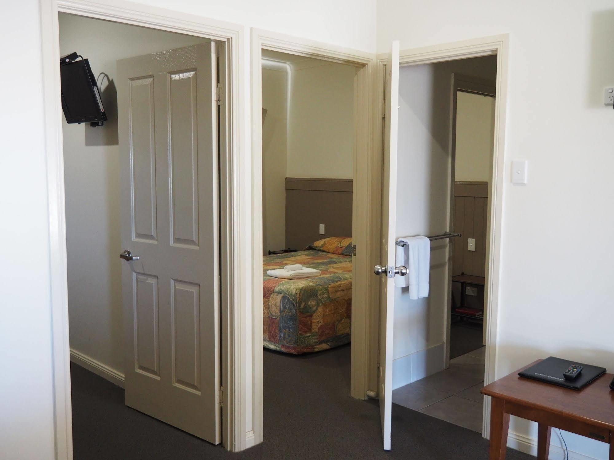 Pittsworth Motor Inn Eksteriør bilde