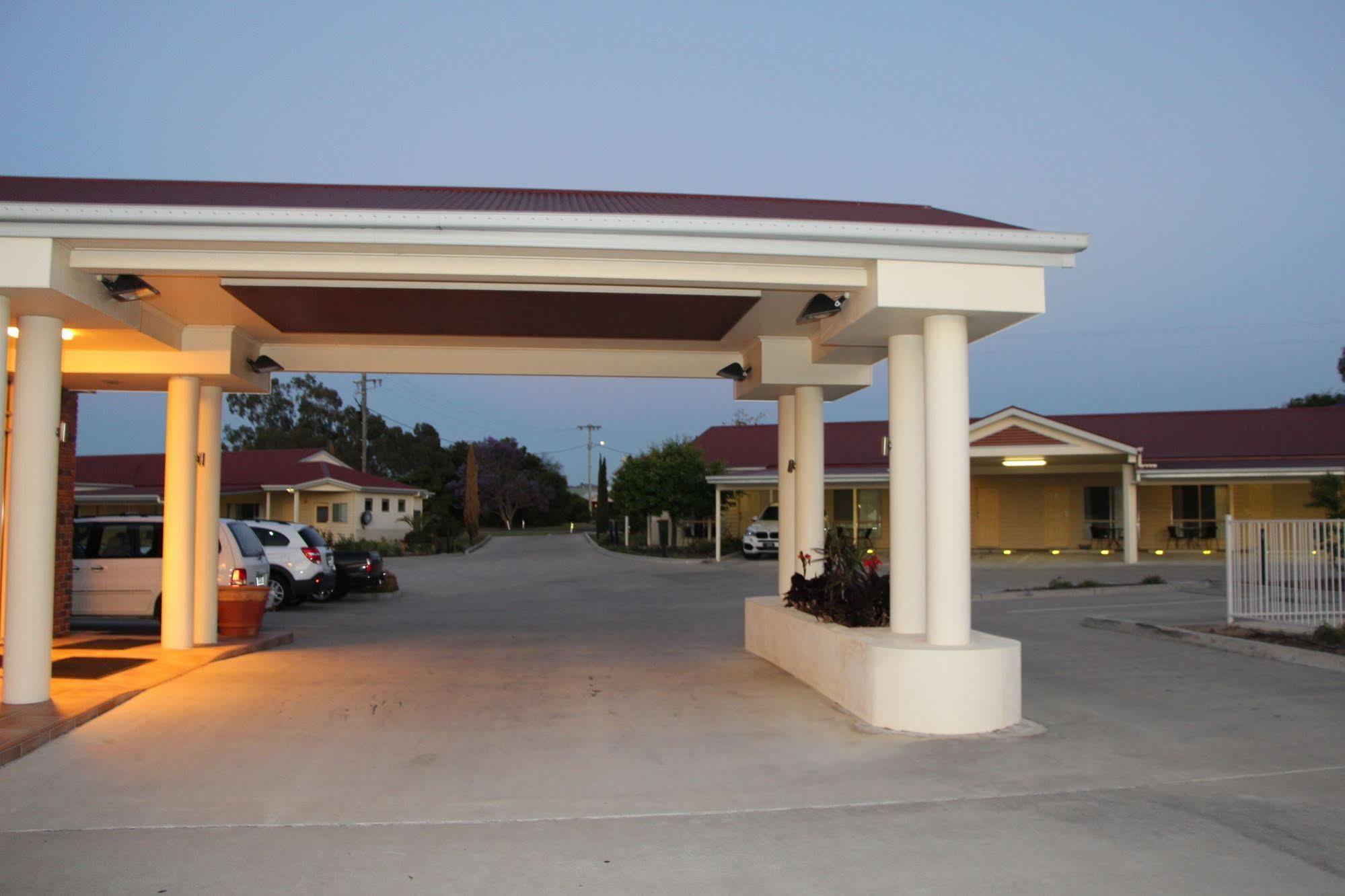 Pittsworth Motor Inn Eksteriør bilde