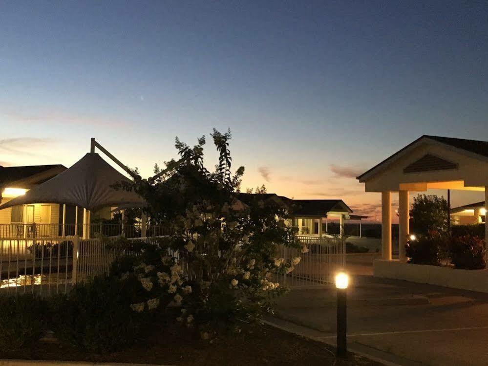 Pittsworth Motor Inn Eksteriør bilde